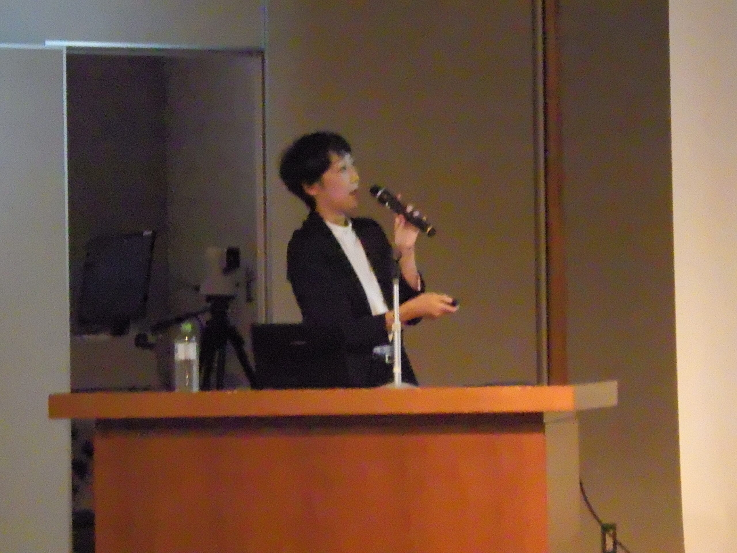 イメージ：沖縄科学技術大学院大学　河野恵子准教授による特別講演