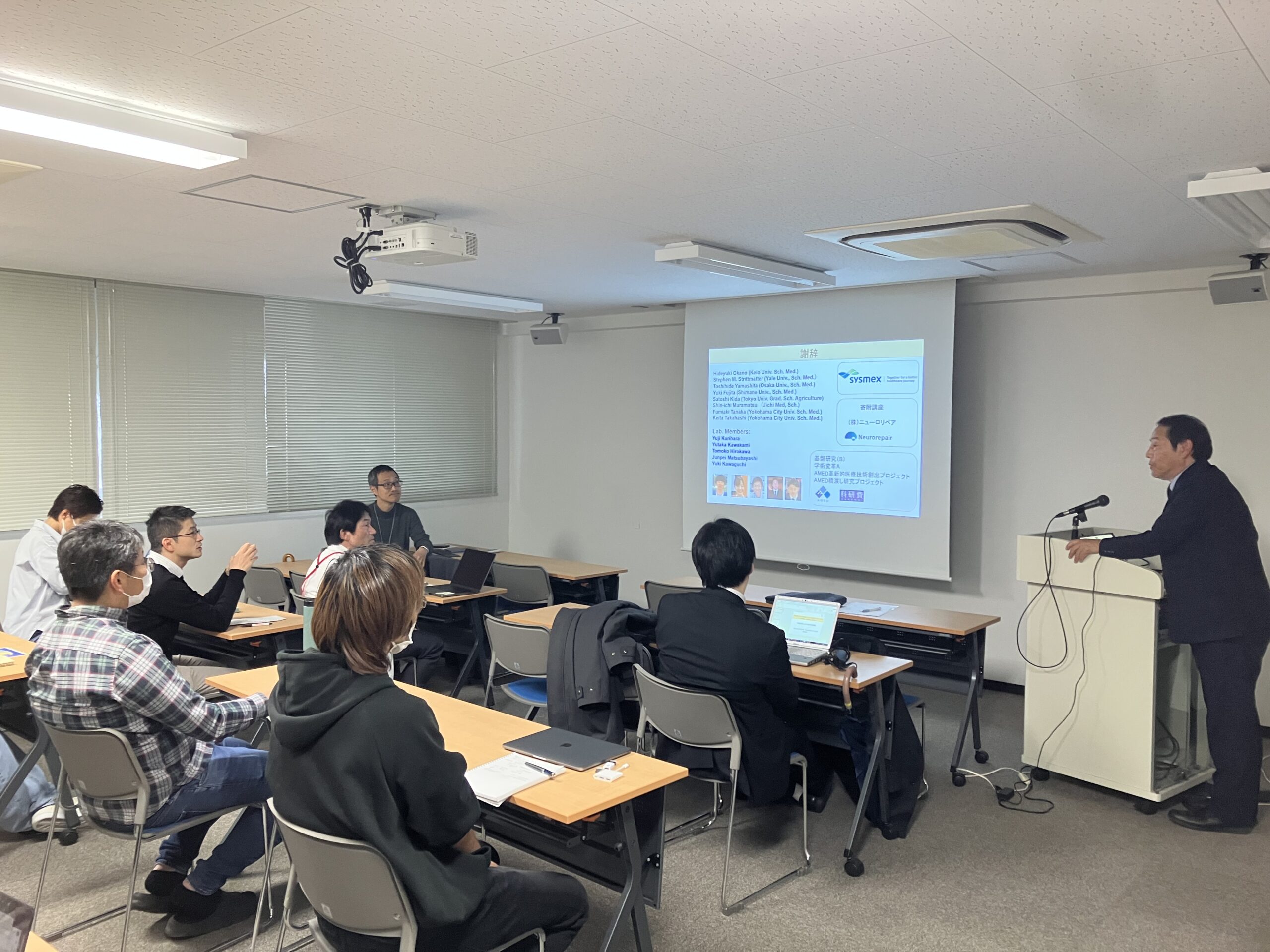 イメージ：　　　　竹居光太郎先生の講演の様子