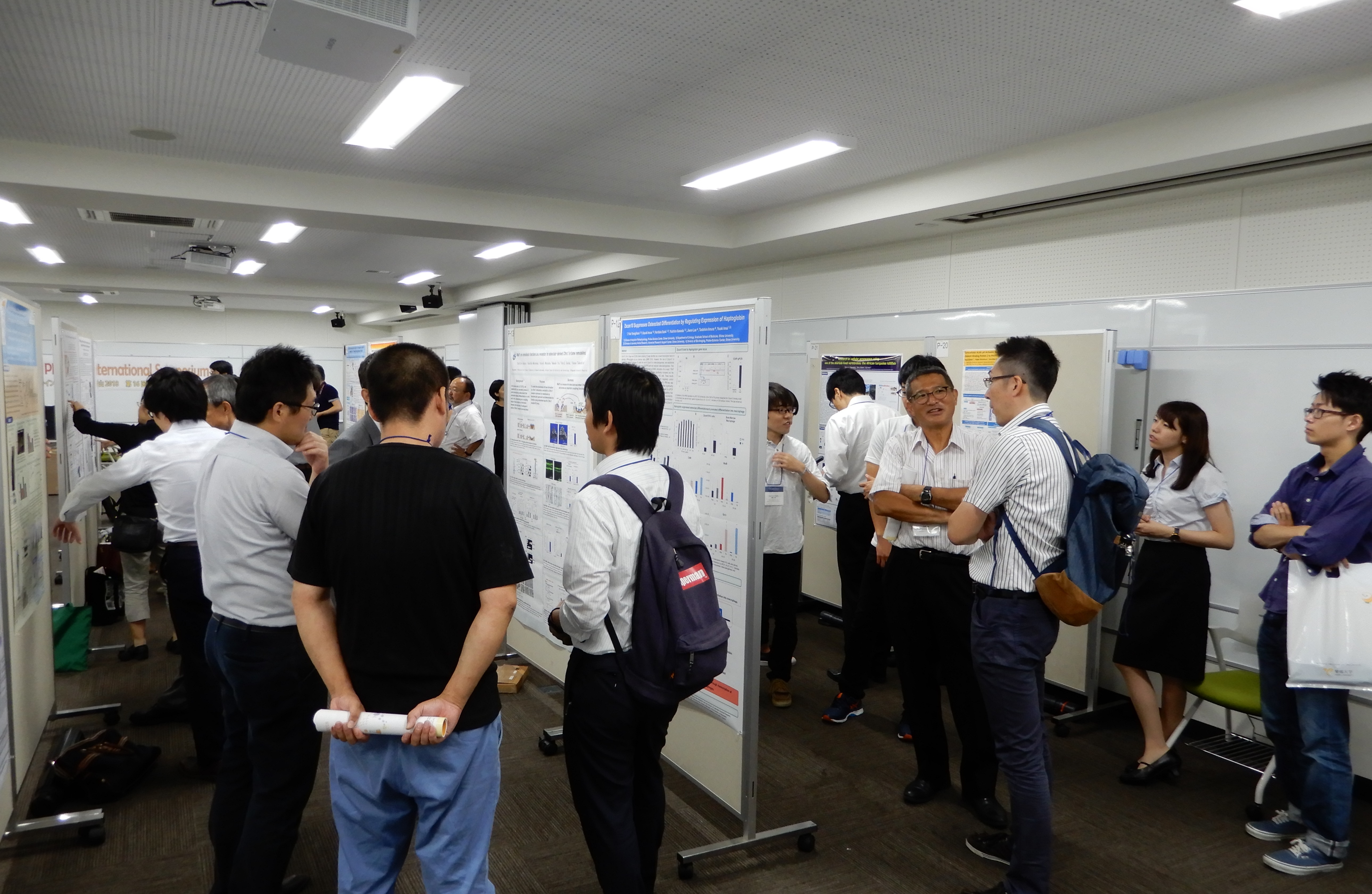 ポスター発表の様子